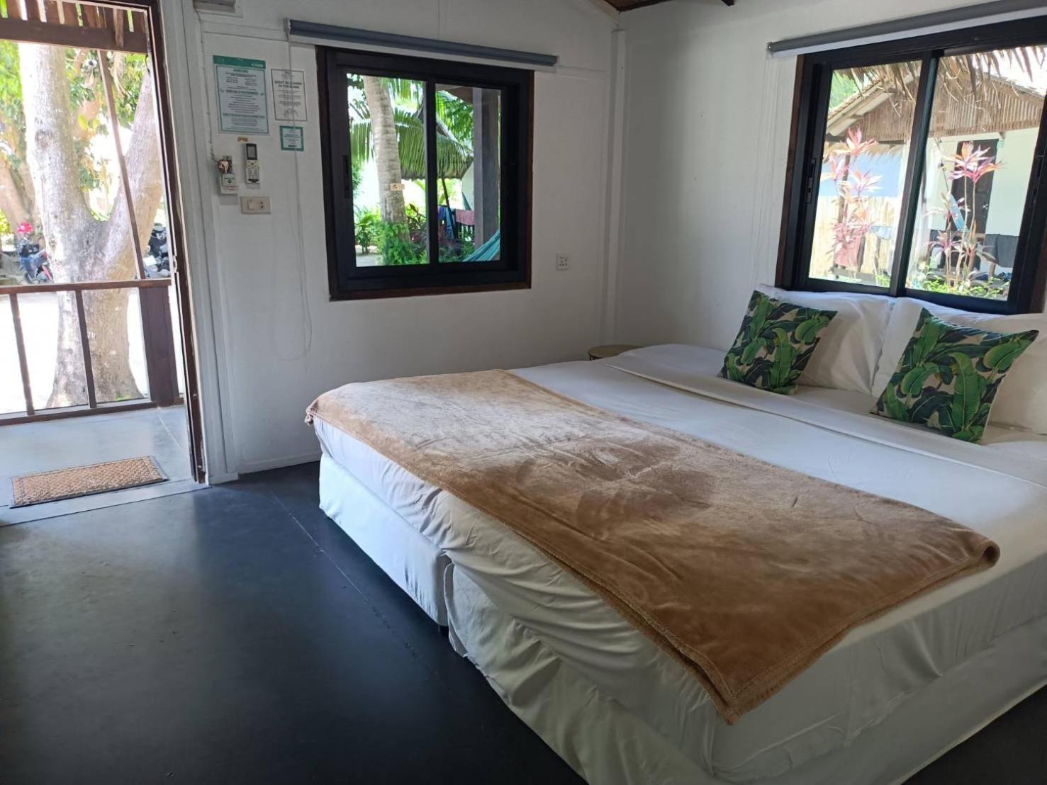 Sarana (adults Only) Baan Tai