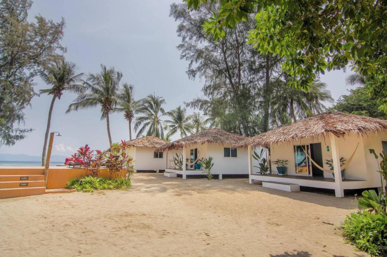 Sarana (adults Only) Resort Baan Tai