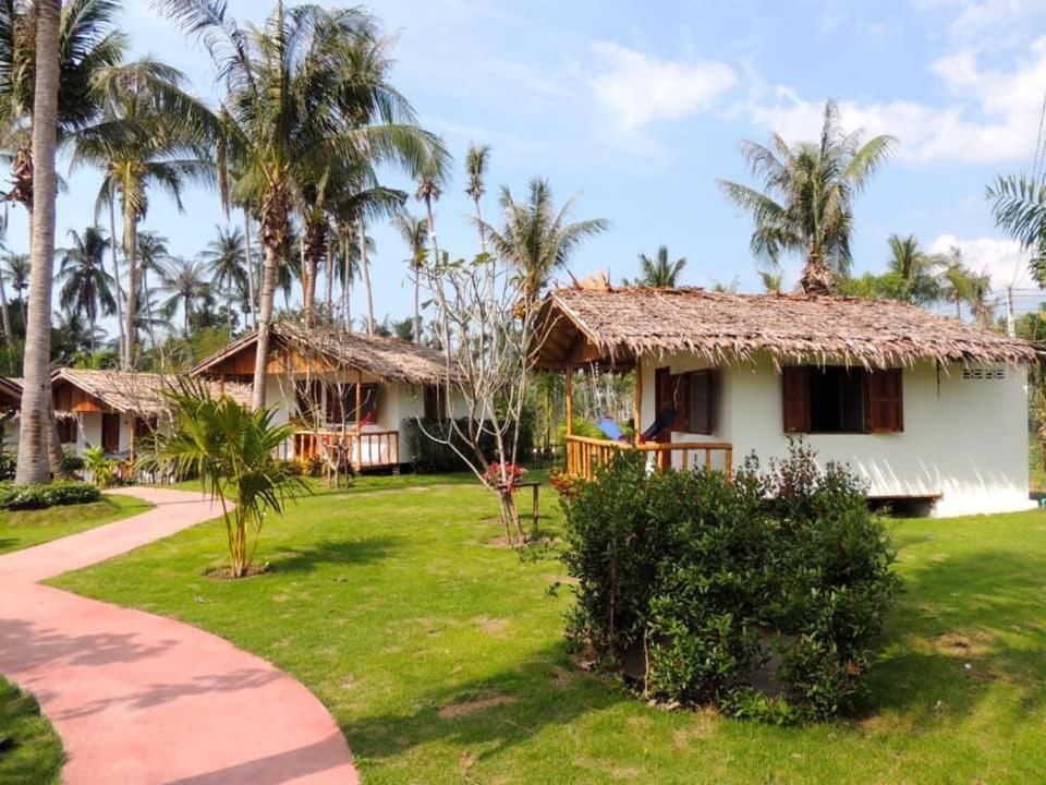 Sarana (adults Only) 2*